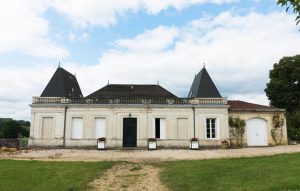 bordeaux chateaux, vignobles bordeaux, medeville collection